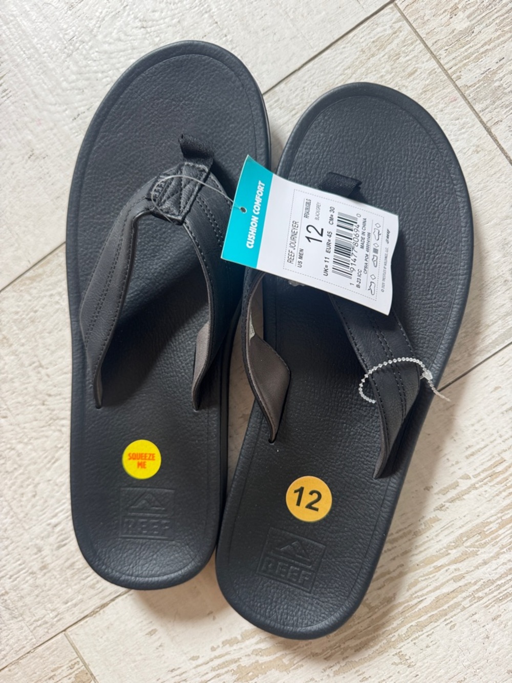 Reef Black Men's Cushioned Flip Flops